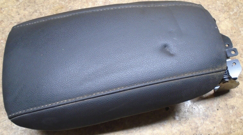 2016 Ford Fusion 2.5L 2.5 L Interior Trim Cover Panel Piece Center Console Lid