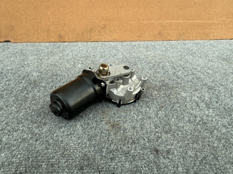 INFINITI QX60 2022-2025 OEM FRONT WINDSHIELD WIPER MOTOR ASSEMBLY