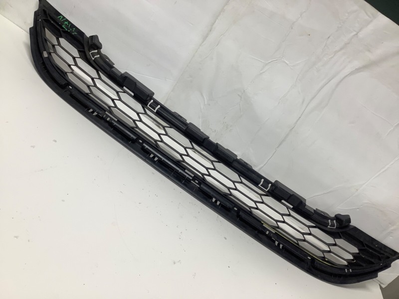 10-11 Honda CR-V Front Lower Grille 71123-SXS-A01 OEM