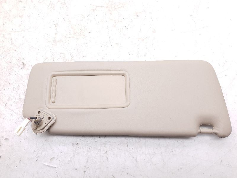 Passenger Right Sun Visor With Illumination Fits 04-07 HIGHLANDER Tan LA03