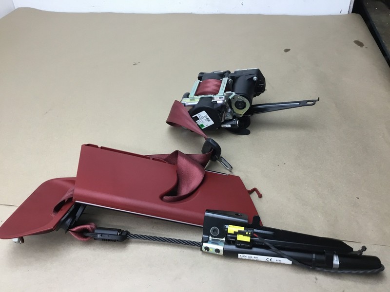 Bentley Bentayga 2019 V8 Front Right Seat Belt Tensioner Retractor Set 16-20 ;:Y