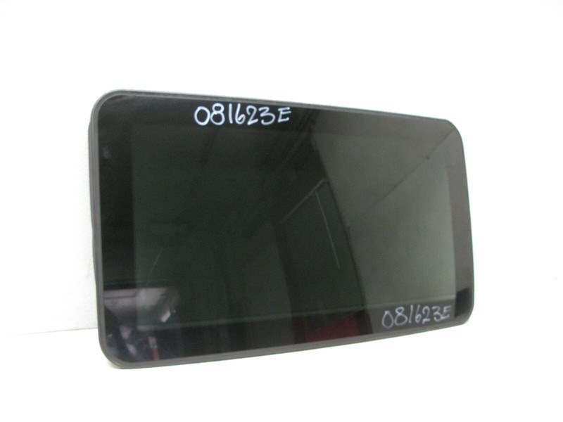 08-14 MERCEDES W204 C300 C63 E350 E63 SEDAN SUNROOF GLASS PANEL SUN MOON ROOF 08