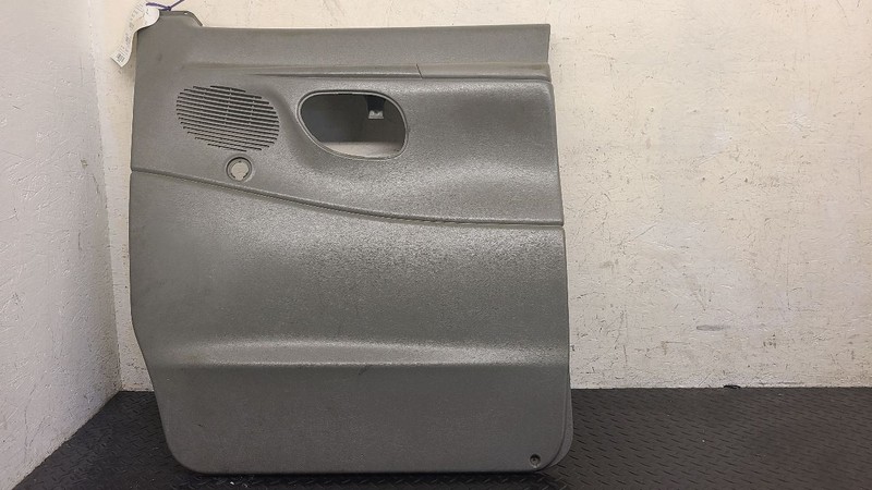 03-08 Ford E450SD Front Right Door Trim Panel Manual Gray OEM XC2Z1523942CAA