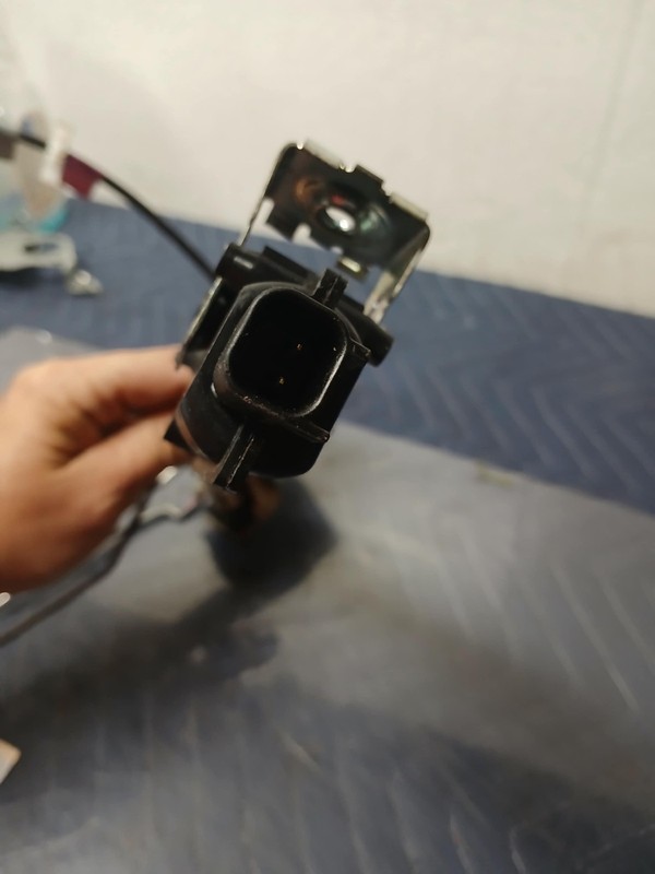 Passenger Right Door Latch Ford E150 E250 E350