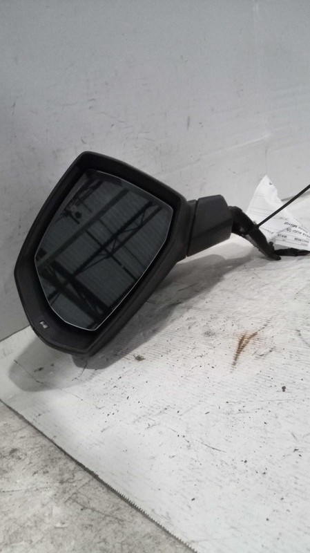 2018 Audi Q5 Left Door Mirror Assembly White OEM Used 681060 123K Miles