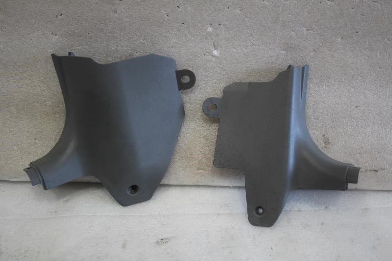 2005 2006 2007 2008 SUZUKI RENO LEFT RIGHT FRONT KICK PANEL TRIM COVERS GRAY