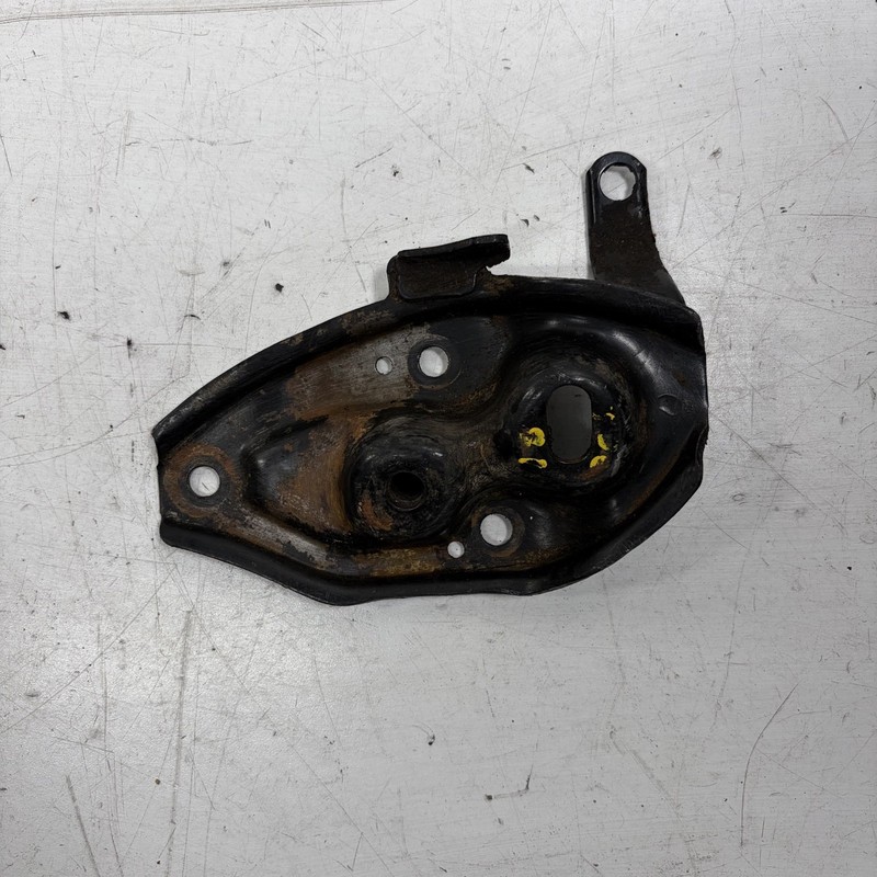 88-91 Honda Civic CRX MT Transmission Mount Mounting Bracket 50825-SH3-050 OEM