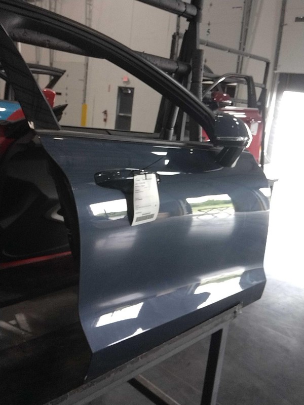 2020 Volvo S60 Right Front Door Blue OEM Used, Comes with Mirror, 82K Miles