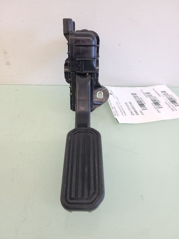Accelerator Gas Pedal Fits 2016 Tacoma 587838
