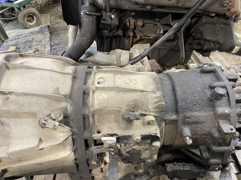 2003 Chevrolet Silverado Duramax 6.6L A/T 4x2 Transmission Assembly Oem Tested .