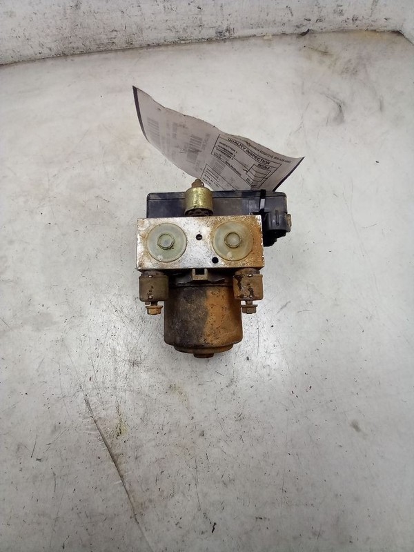 96-00 TOYOTA 4 RUNNER SR5 ANTI-LOCK BRAKE ACTUATOR ABS PUMP