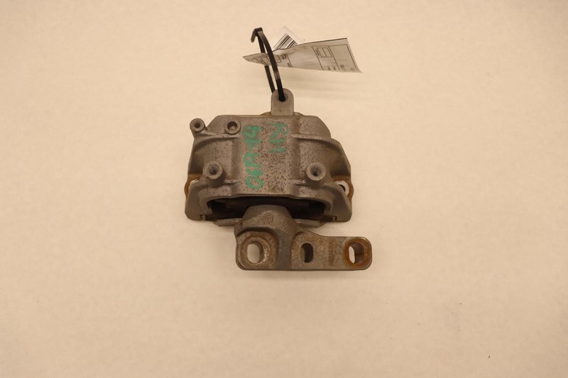 2011-2014 VOLKSWAGEN JETTA 2.0L TDI RIGHT SIDE ENGINE MOTOR MOUNT SUPPORT OEM