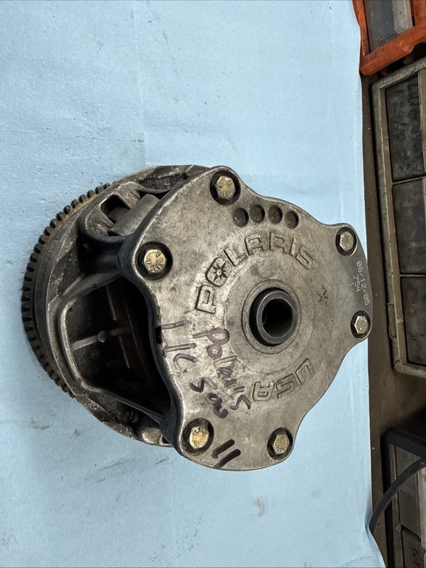 2002 Polaris Widetrak LX 500 L/C snowmobile primary clutch And Ring Gear 11
