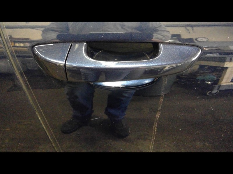 Passenger Door Handle Exterior Assembly Fits 11-18 PORSCHE CAYENNE 1575514