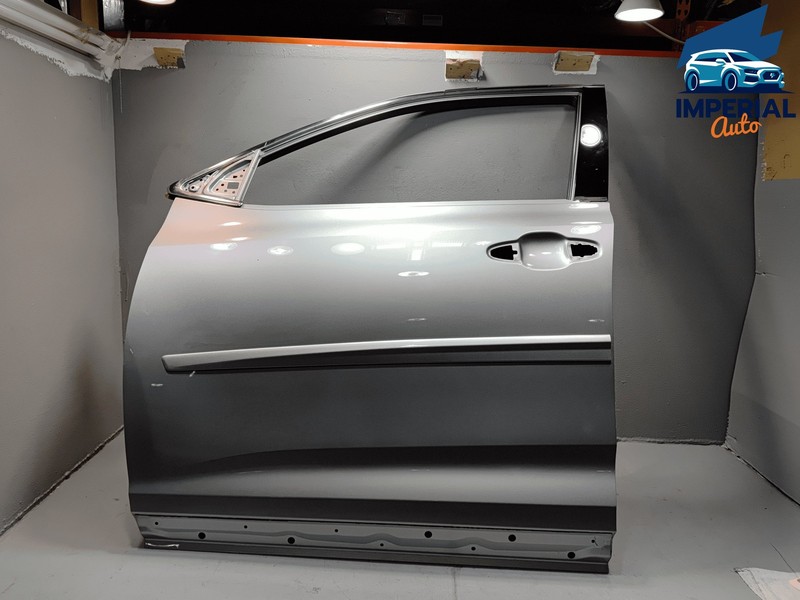 TOYOTA HIGHLANDER FRONT LEFT DRIVER SIDE DOOR SHELL PANEL OEM 2014 - 2019