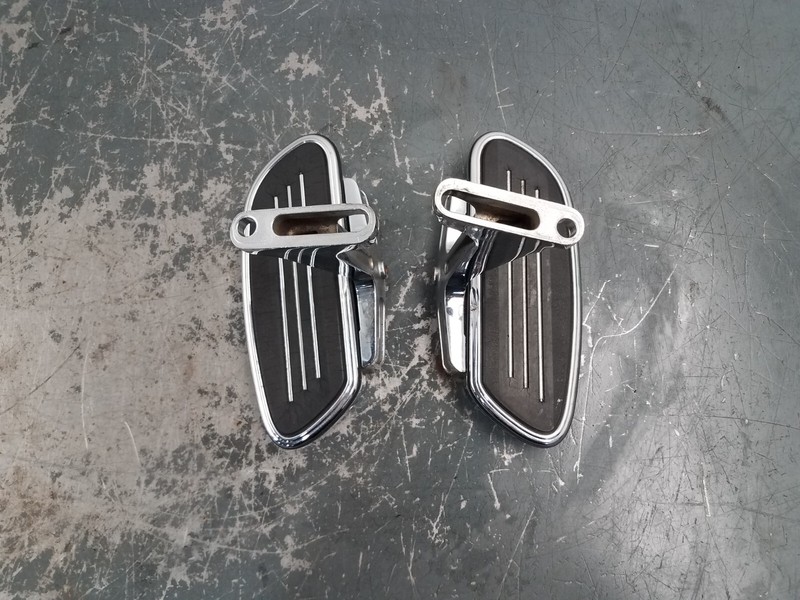 2013 09 13 Harley Davidson Touring Road GlidePassenger Foot Boards #9308 P6