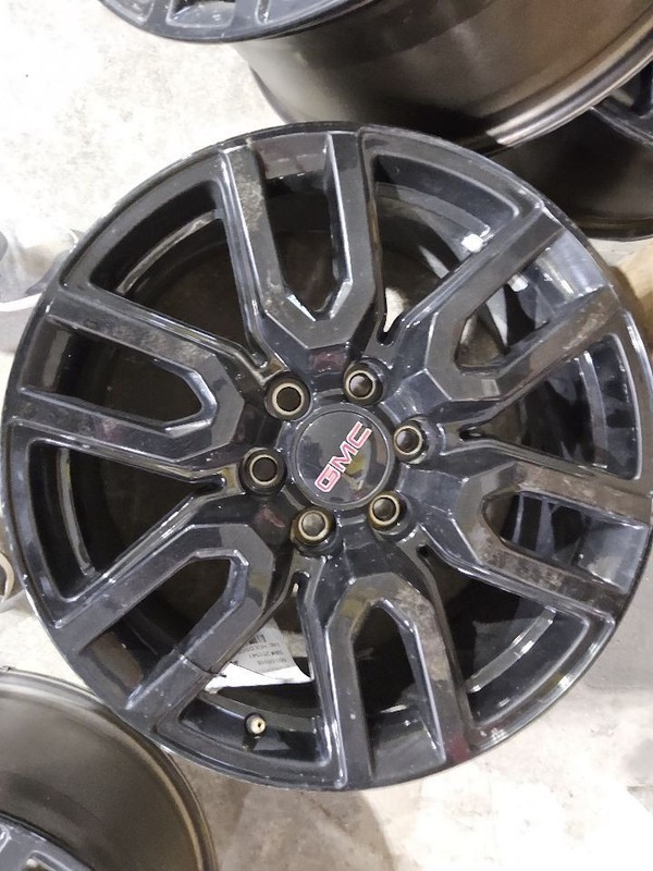2019-2025 GMC Sierra 1500 Wheel Rim 20x9 Painted Gloss Black 12 U Spoke Opt RD3
