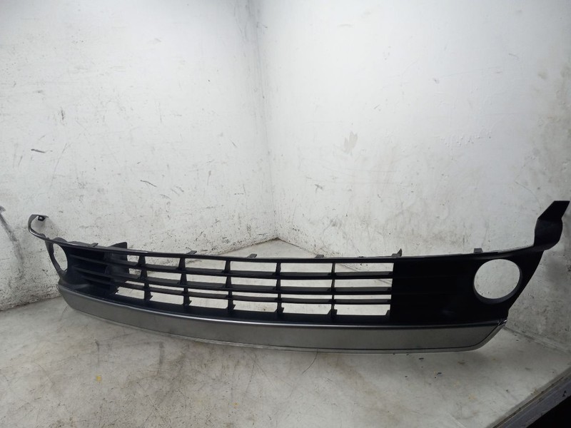 12 13 14 15 TOYOTA PRIUS FRONT LOWER BUMPER GRILL
