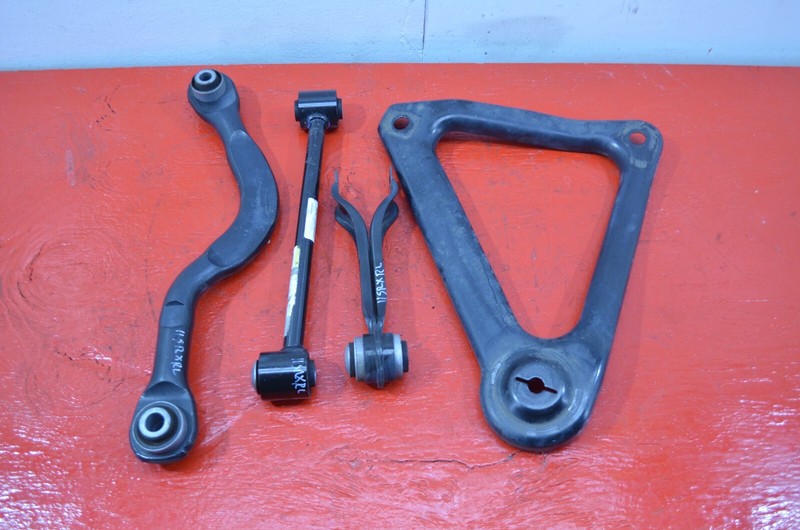 10-16 CADILLAC SRX FWD REAR LEFT DRIVER SIDE CONTROL ARM SET OF 4 ITEMS OEM