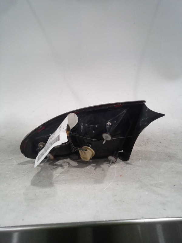 2003 Buick Century Left Tail Light Assembly Tan OEM 115K Miles NJ25-12400-355164