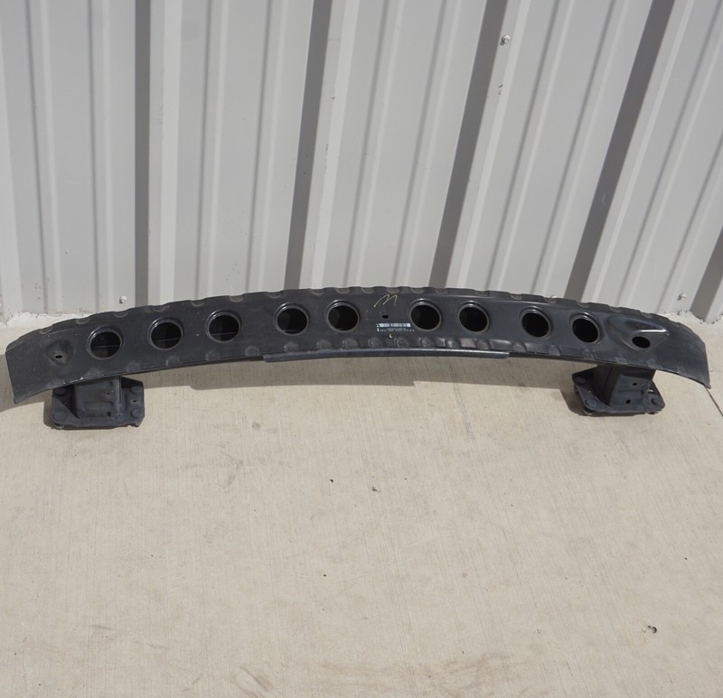 10-17 MERCEDES E-CLASS Rear Bumper Reinforcement Impact Bar 207 Type 2076100114