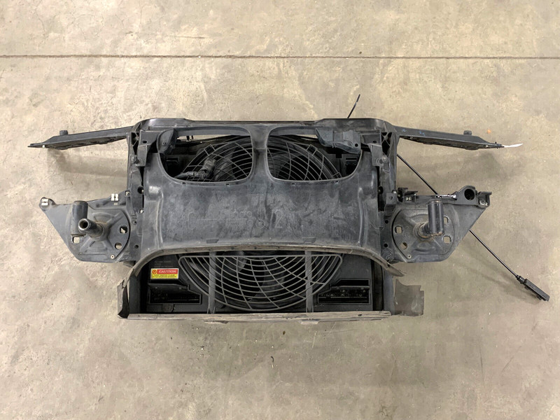 ⭐2001-2006 BMW 330CI E46 3.0L I6 FRONT CLIP RADIATOR COOLING SUPPORT OEM LOT2311