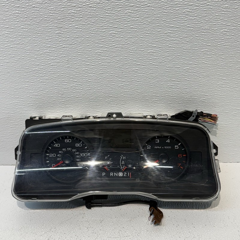 2006-2011 Ford Crown Victoria P71 Speedometer Instrument Cluster 97k Miles