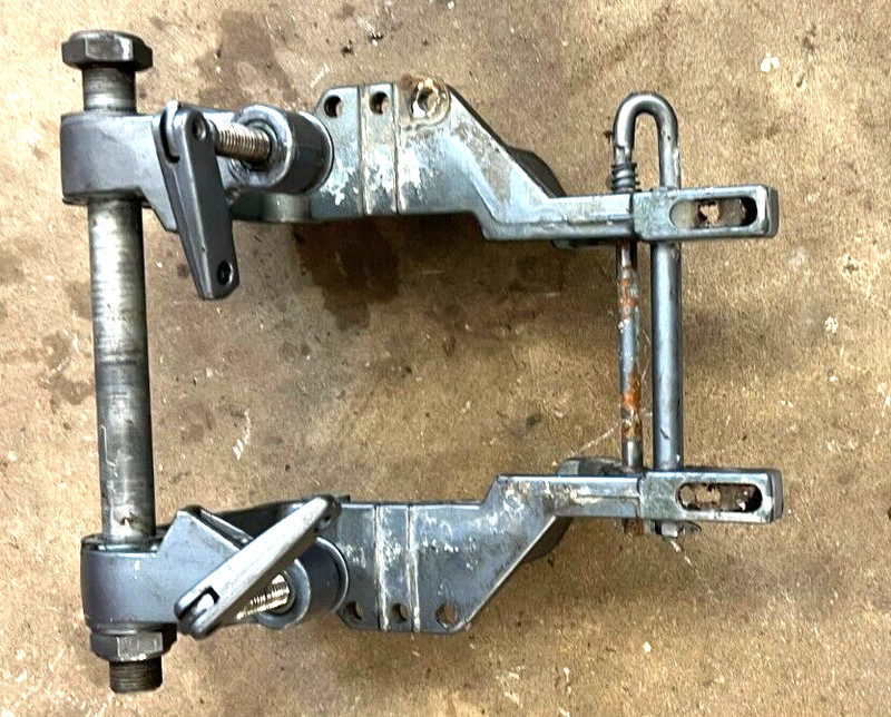 Yamaha Outboard 30hp 3-cylinder Transom Bracket Clamp Assy 6H4-43112-04-EK 1985+
