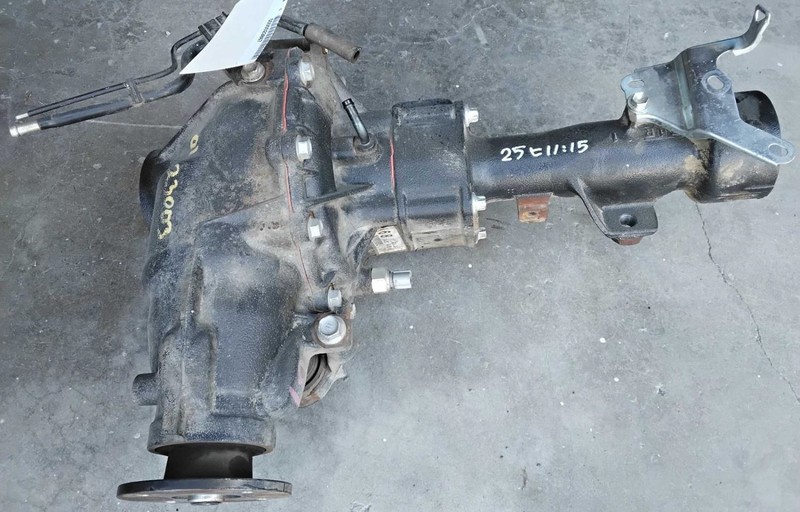 2016-2019 Toyota Tacoma Front Axle Carrier Assembly 4.30 Ratio 59520 B 4111035D8