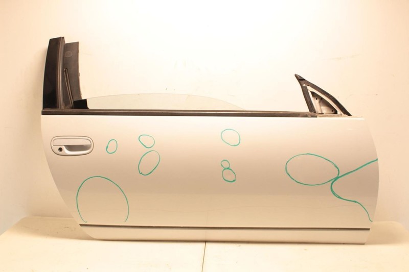 94-96 Nissan 300ZX 2+2 Coupe White Passenger Right Front Door Assembly