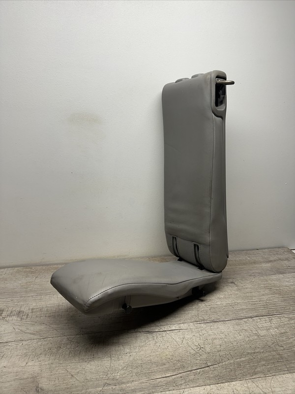 OEM 2008 - 2013 TOYOTA HIGHLANDER 2nd ROW MIDDLE FOLDING JUMP SEAT LEATHER GRAY