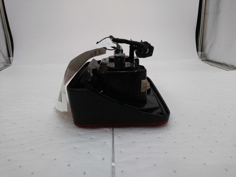 Used Right Tail Light Assembly fits: 2011 Jeep Wrangler Right Grade A