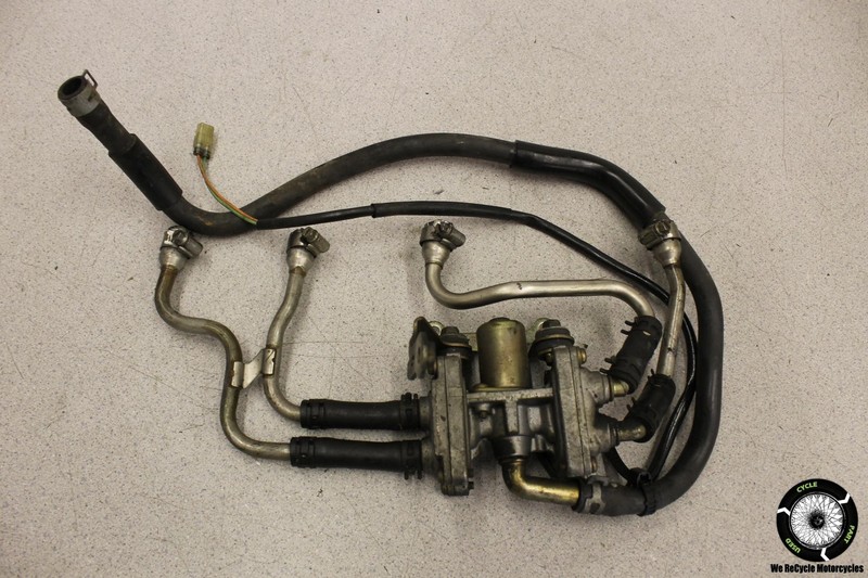 2002 Yamaha YZF R1 AIR VALVE SOLENOID TOP ENGINE SWITCH SENSOR 02