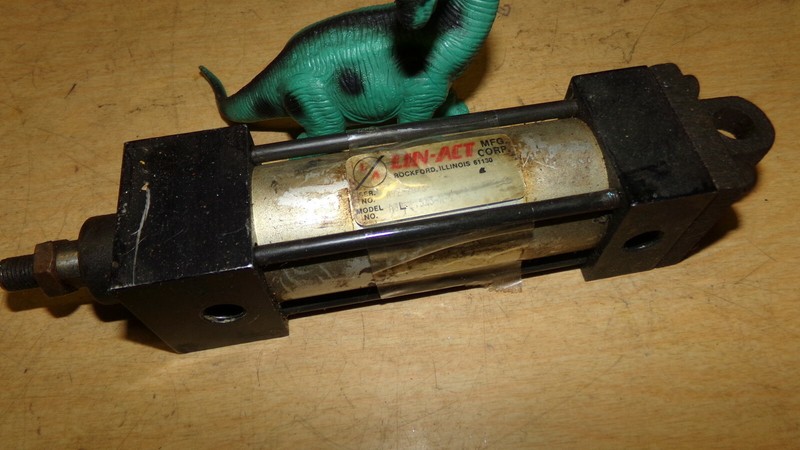 Lin-Act A92-2073 Pneumatic Cylinder A3L1 5X3-N-2 *FREE SHIPPING*