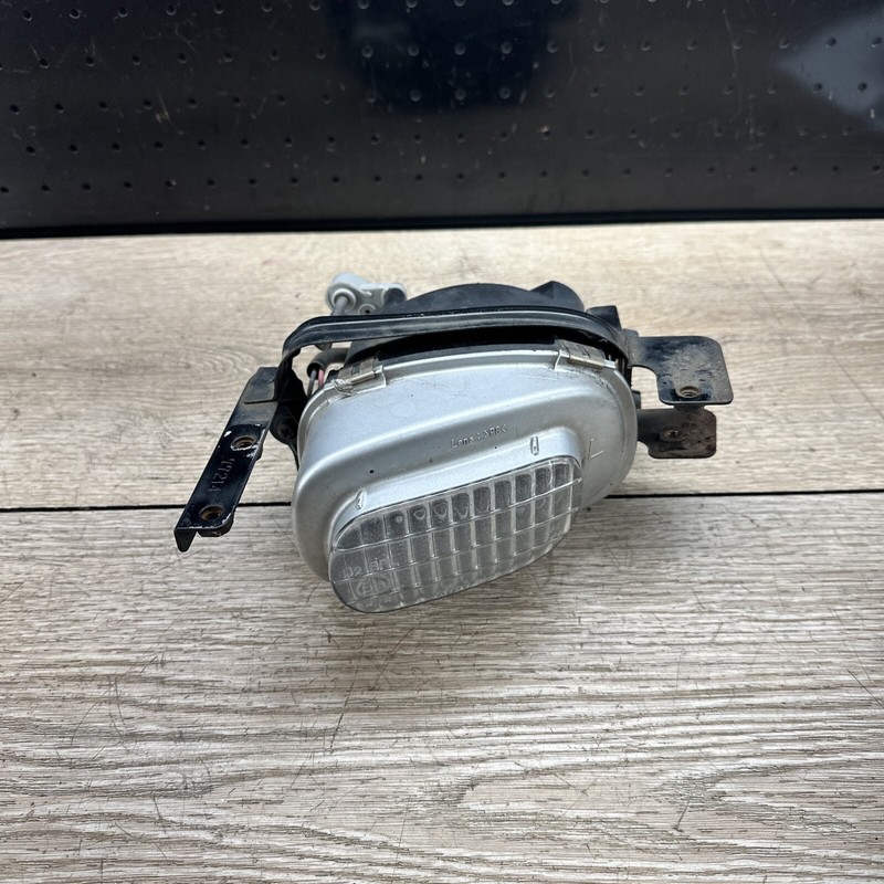2002-2010 LEXUS SC430 OEM Left Driver Bumper Fog Light Lamp Assembly