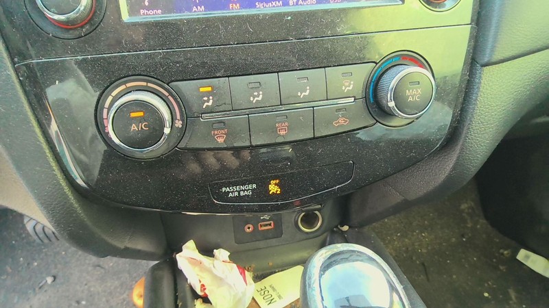 Heater A/c Control ROGUE 17 18 19 20