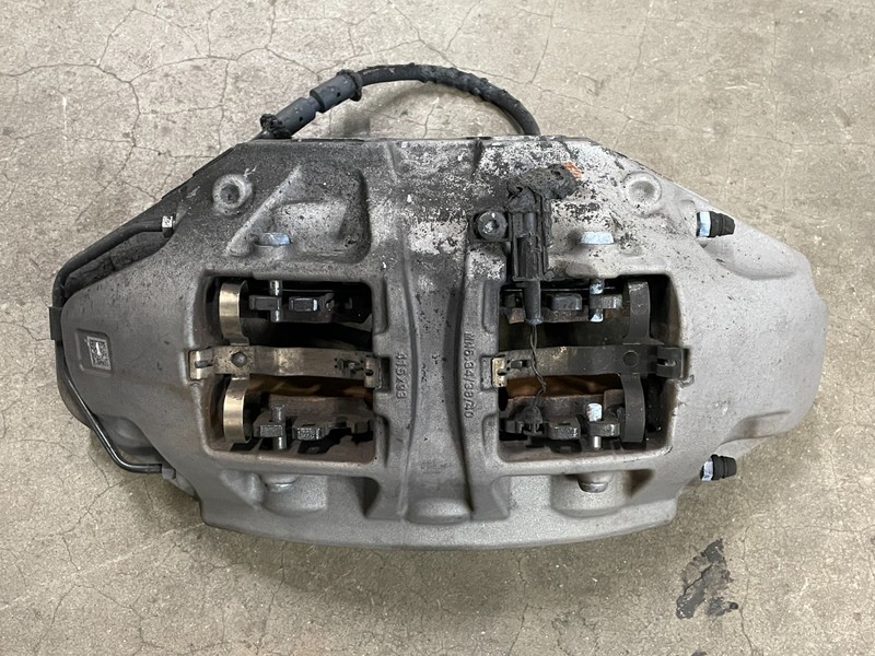 23 24 25 Mercedes EQS450 SUV X296 Front Right Passenger Brake Caliper 1627 OEM
