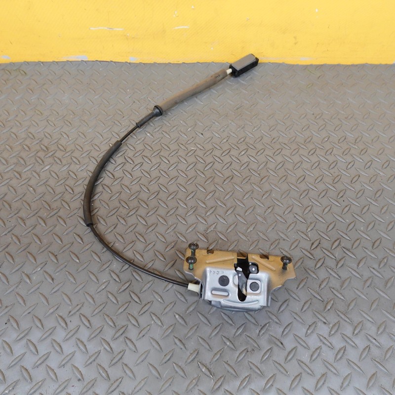 2017-2024 CHRYSLER PACIFICA REAR RIGHT SIDE SLIDE DOOR LOCK LATCH CATCH OEM