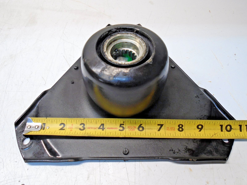 W2 12632A7 MerCruiser Engine Coupler 3.0L 3.7 3.7L 10" between holes 12632A3