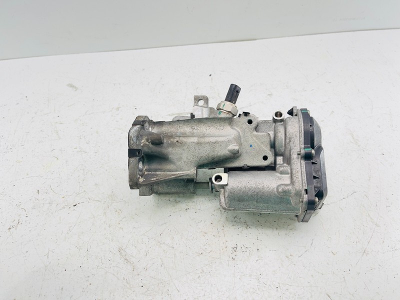 2017-2023 Alfa Romeo Stelvio Engine Motor Egr Valve 2.0 L OEM