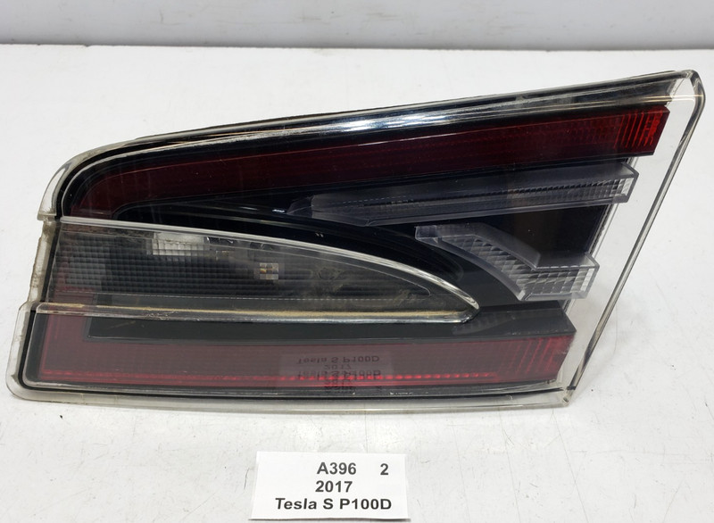 ✅ 12-20 OEM Tesla Model S Rear Right Passenger Inner Tail Light Trunk Liftgate