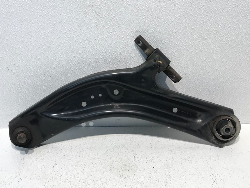 2016 Nissan Rogue S Front Left LH Driver Lower Control Arm 86K Miles