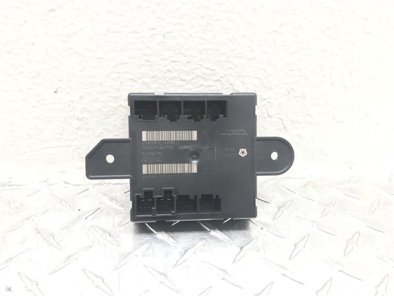 2009 2010 CARAVAN TOWN & COUNTRY PASSENGER RIGHT FRONT DOOR MODULE OEM 5026808AB