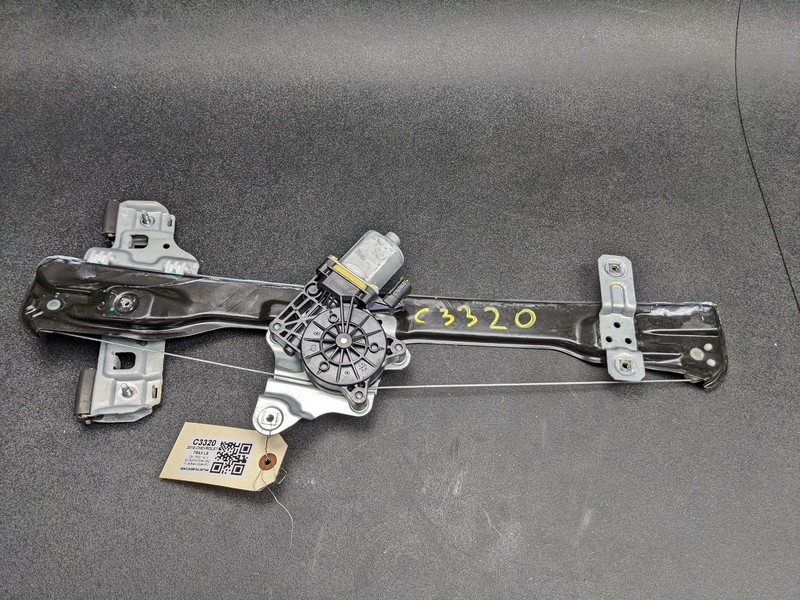 Front Right Door Window Regulator w/ Motor 2019 Chevrolet Trax 95298982 15-2021