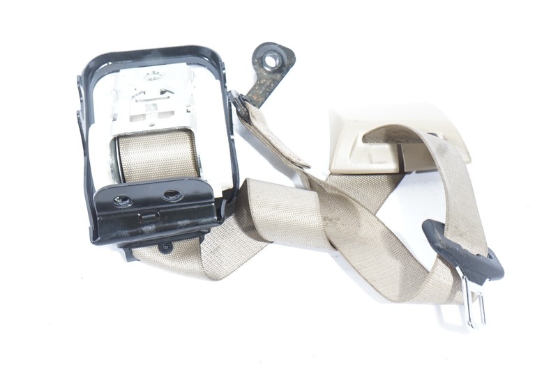2008-2014 MERCEDES BENZ C300 4MATIC W204 REAR CENTER SEAT BELT BEIGE OEM