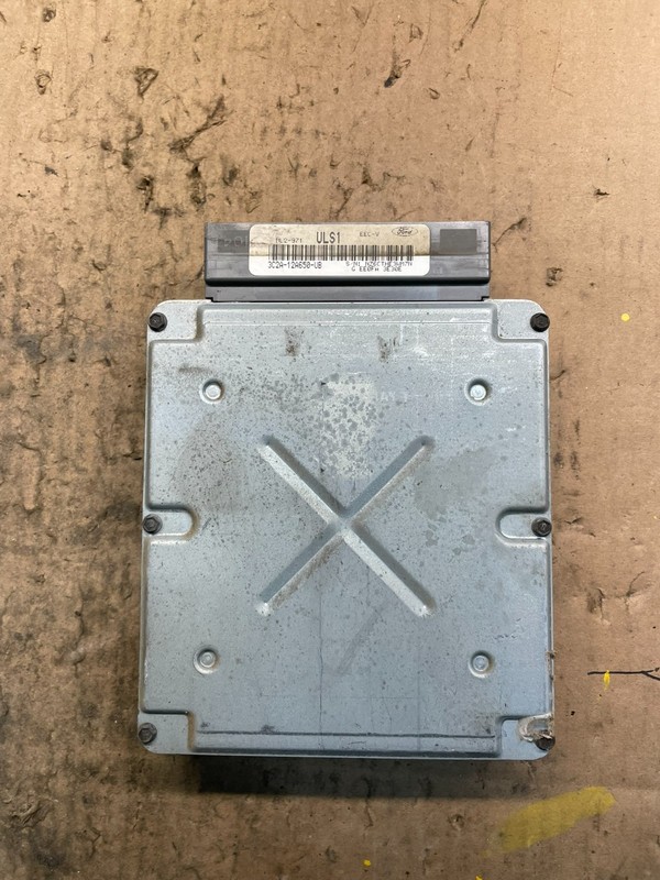 2003 Ford E-Series 4.2L Engine Control ECM Computer 3c2a-12a650-ub T2505 DG
