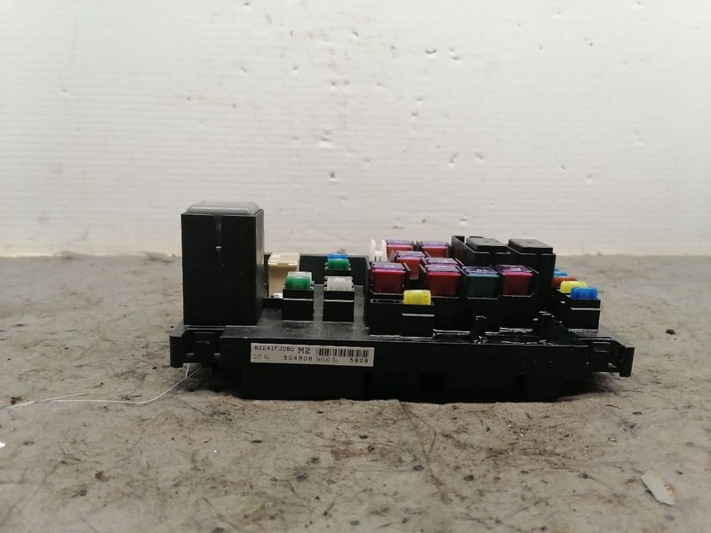 Fuse Box Engine Left Hand Engine Compartment Fits 15-17 XV CROSSTREK 1550025