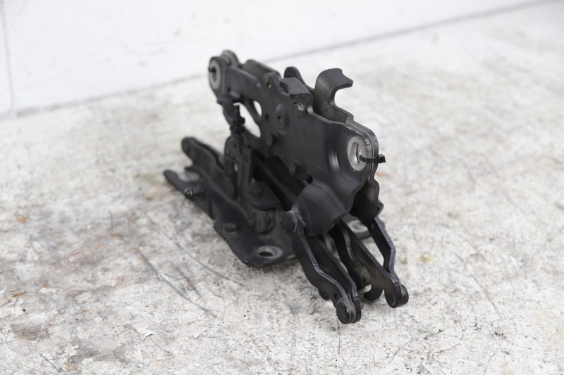 BMW F10 F11 F12 F13 5 6'es FRONT LEFT & RIGHT BONNET HINGES WITH ACTUATOR OEM