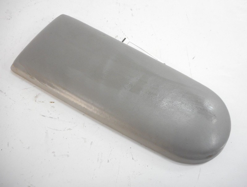 03 VW Volkswagen Beetle Turbo S Center Console Armrest Arm Rest Lid Cover OEM