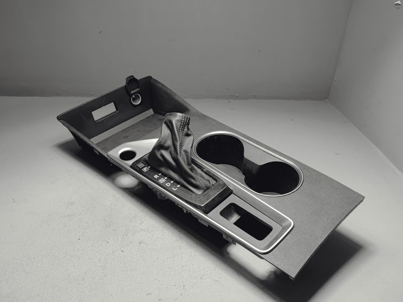 19-20 Nissan Altima SL Center Console Shifter Trim Bezel & Cup Holder Panel OEM